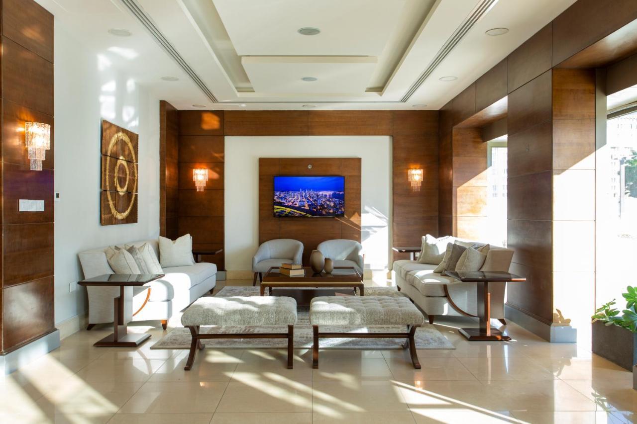 Retaj Hotel Аман Екстериор снимка