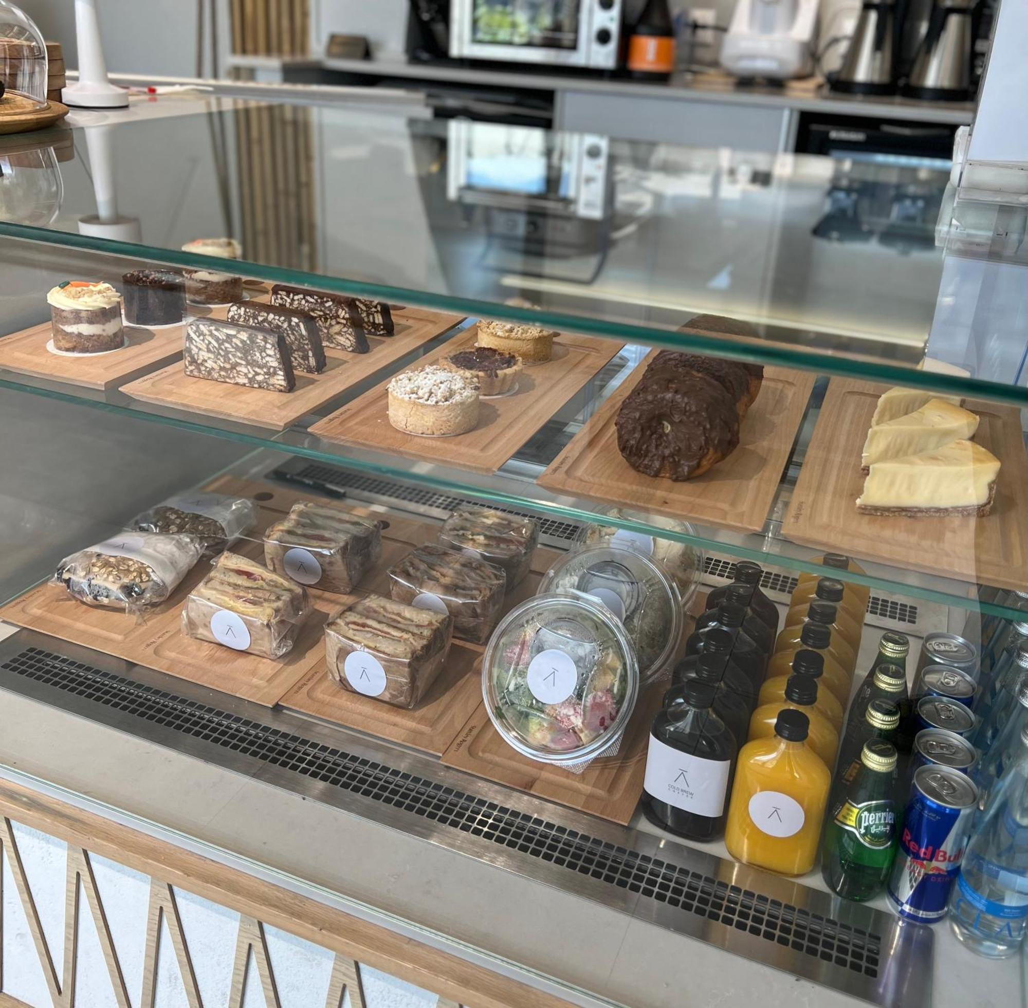 Retaj Hotel Аман Екстериор снимка