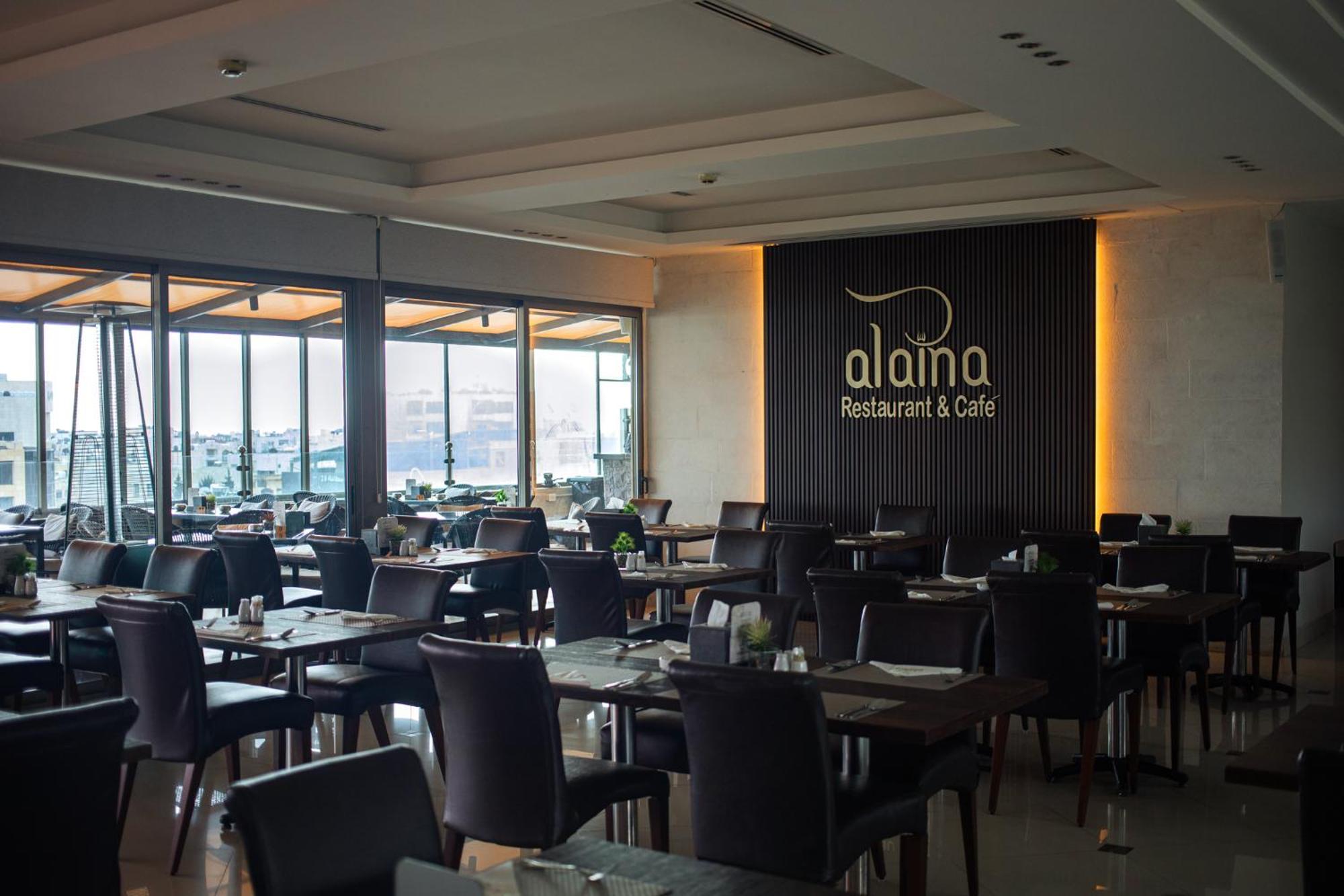 Retaj Hotel Аман Екстериор снимка